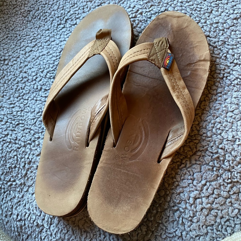 Rainbow flip flops!